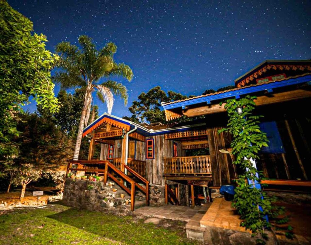 Céu estrelado no Loft Moinho do Rio Segredo, um dos Airbnb na Serra Gaúcha