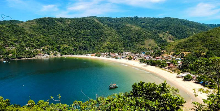 Praia de Provetá, em Ilha Grande, um dos lugares para viajar no Brasil