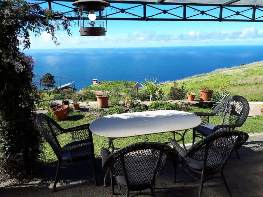 Airbnb Ilha da Madeira - 9 Propriedades Incríveis para se Hospedar na Ilhaara se Hospedar na Ilha