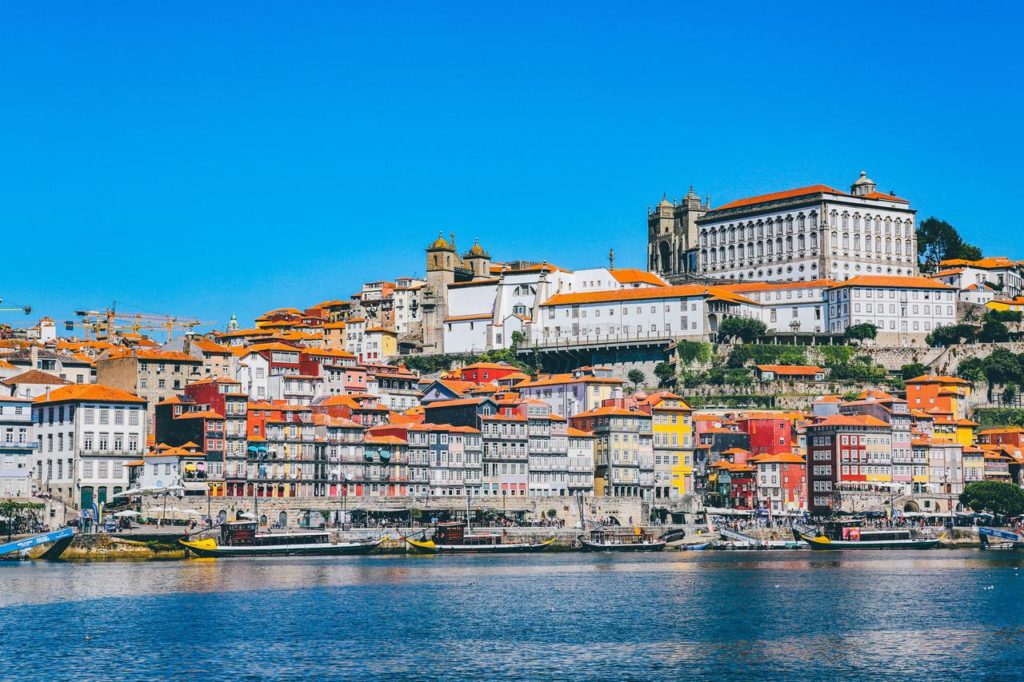 Seguro Viagem Portugal - Qual o melhor pós-COVID? [2022]