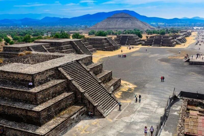 Teotihuacán, Basílica de Guadalupe e Tlatelolco | Viva o Mundo
