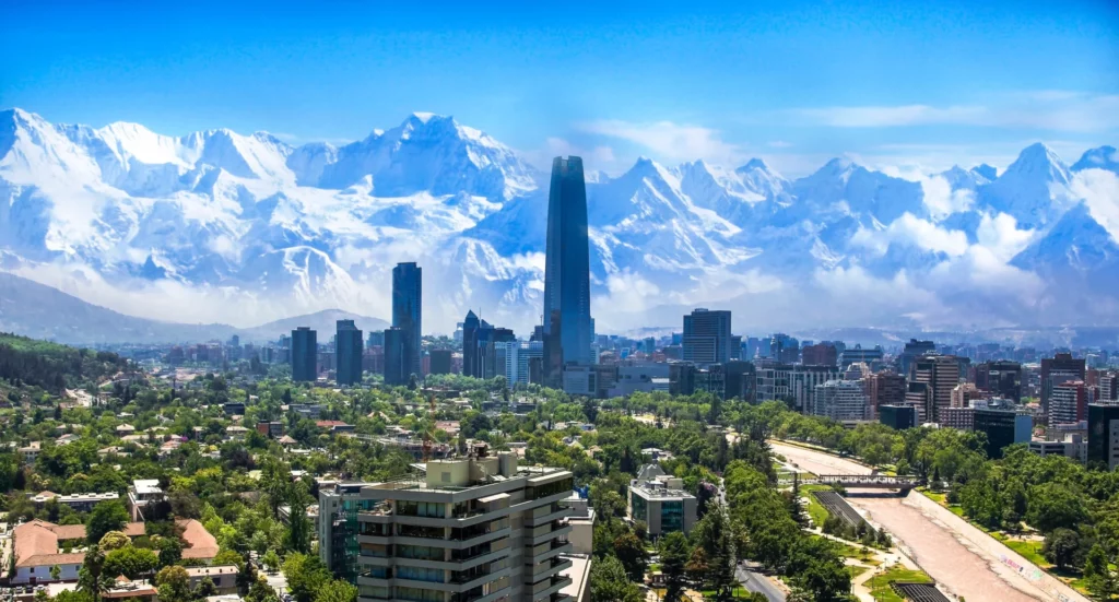 Hotéis em Santiago - 7 Opções Onde Ficar na Capital do Chile | Viva o Mundo
