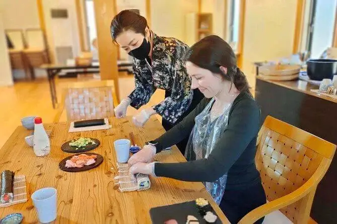 Experiência de fabricação de sushi | Viva o Mundo