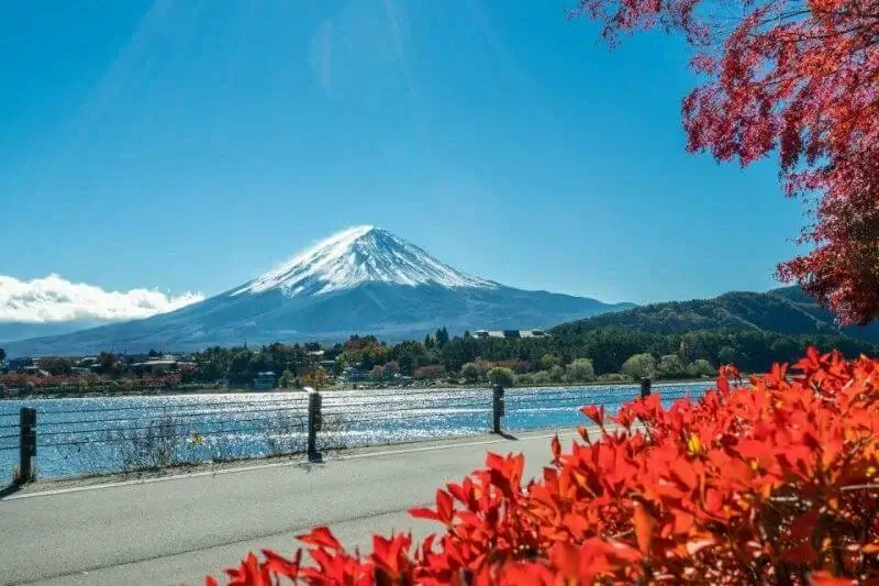 Lago Kawaguchi, lago Yamanaka, excursão de um dia a Onsen | Viva o Mundo