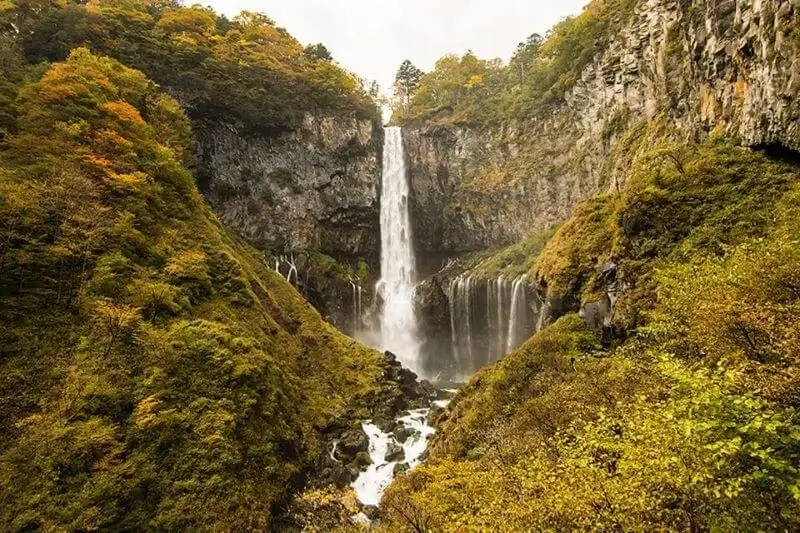 Excursão ao Santuário Toshogu e à Cachoeira Kegon | Viva o Mundo