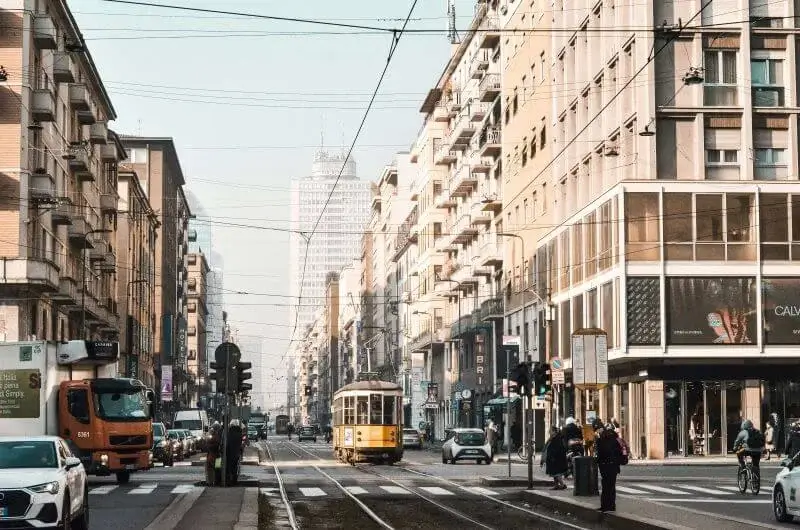 Alugar carro em Milão | Viva o Mundo