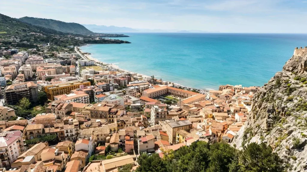 Destinos na ilha italiana no Mediterrâneo | Viva o Mundo