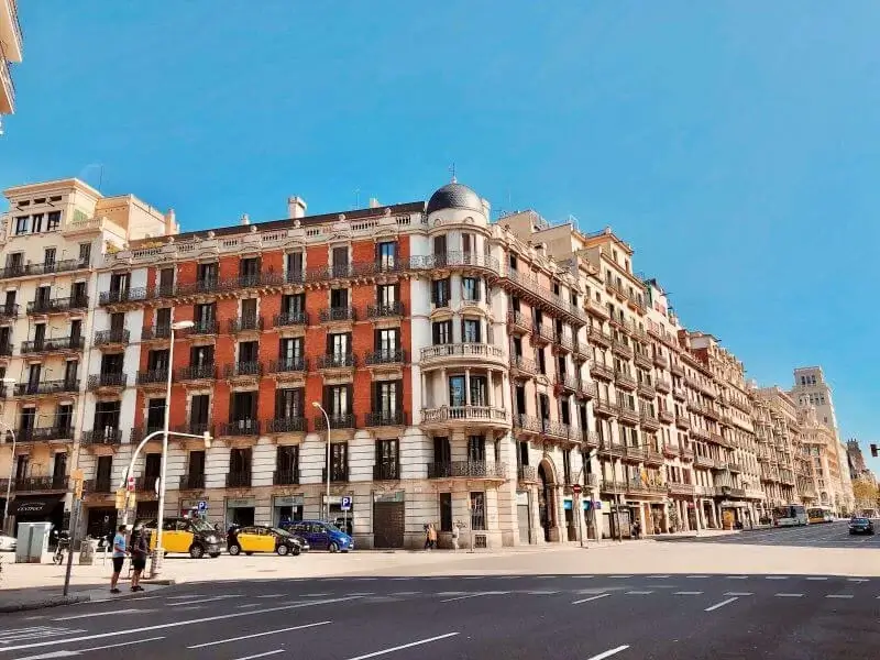 Como alugar carro em Barcelona | Viva o Mundo