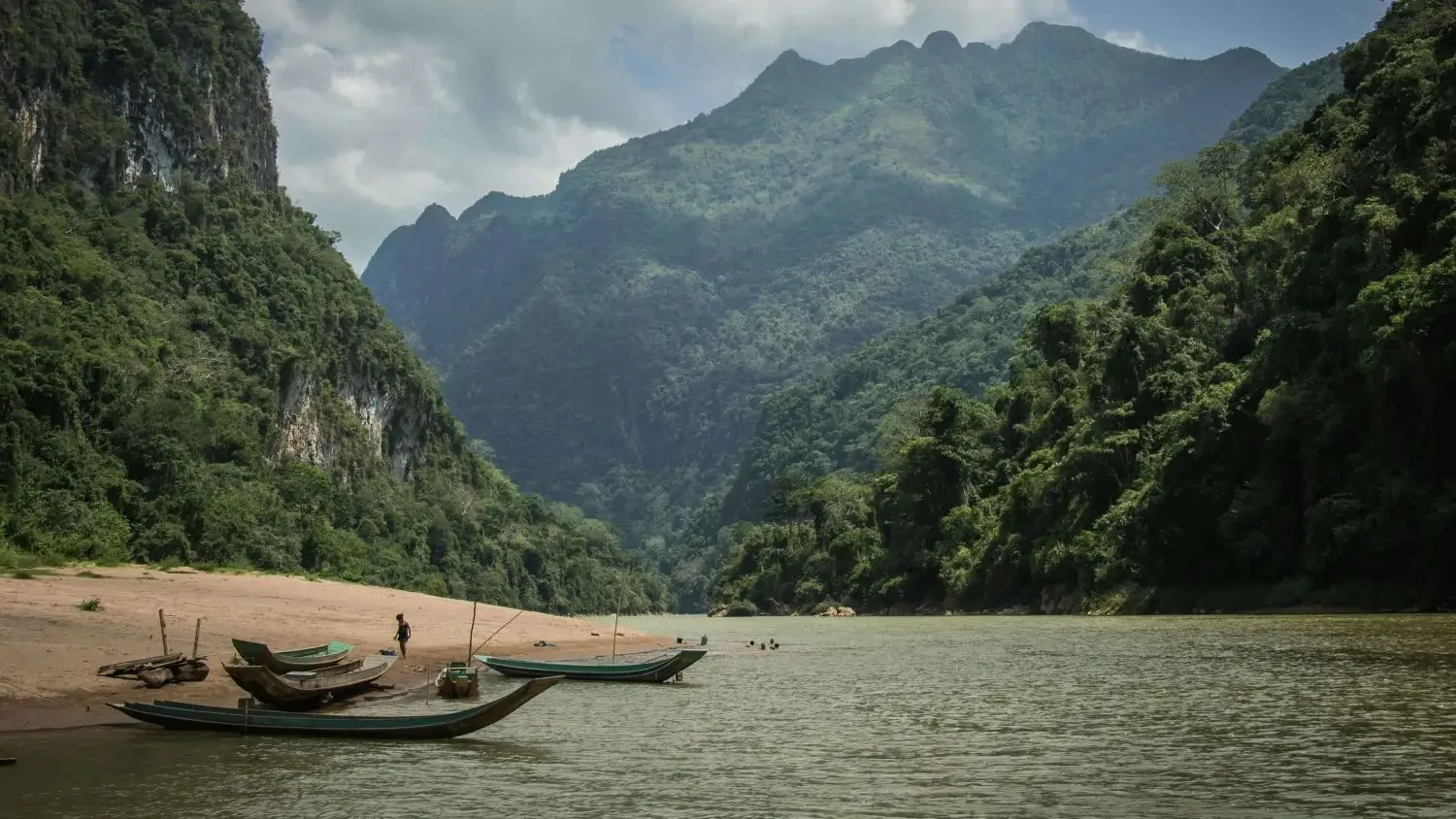 eSIM Laos – A solução moderna para se manter online durante sua viagem