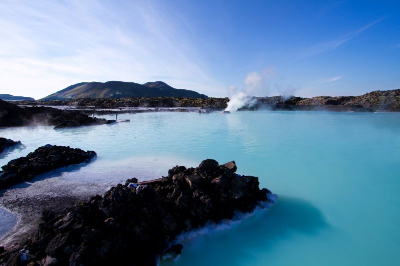 Golden Circle, Volcano Crater and Blue Lagoon Small-Group Tour | Viva o Mundo
