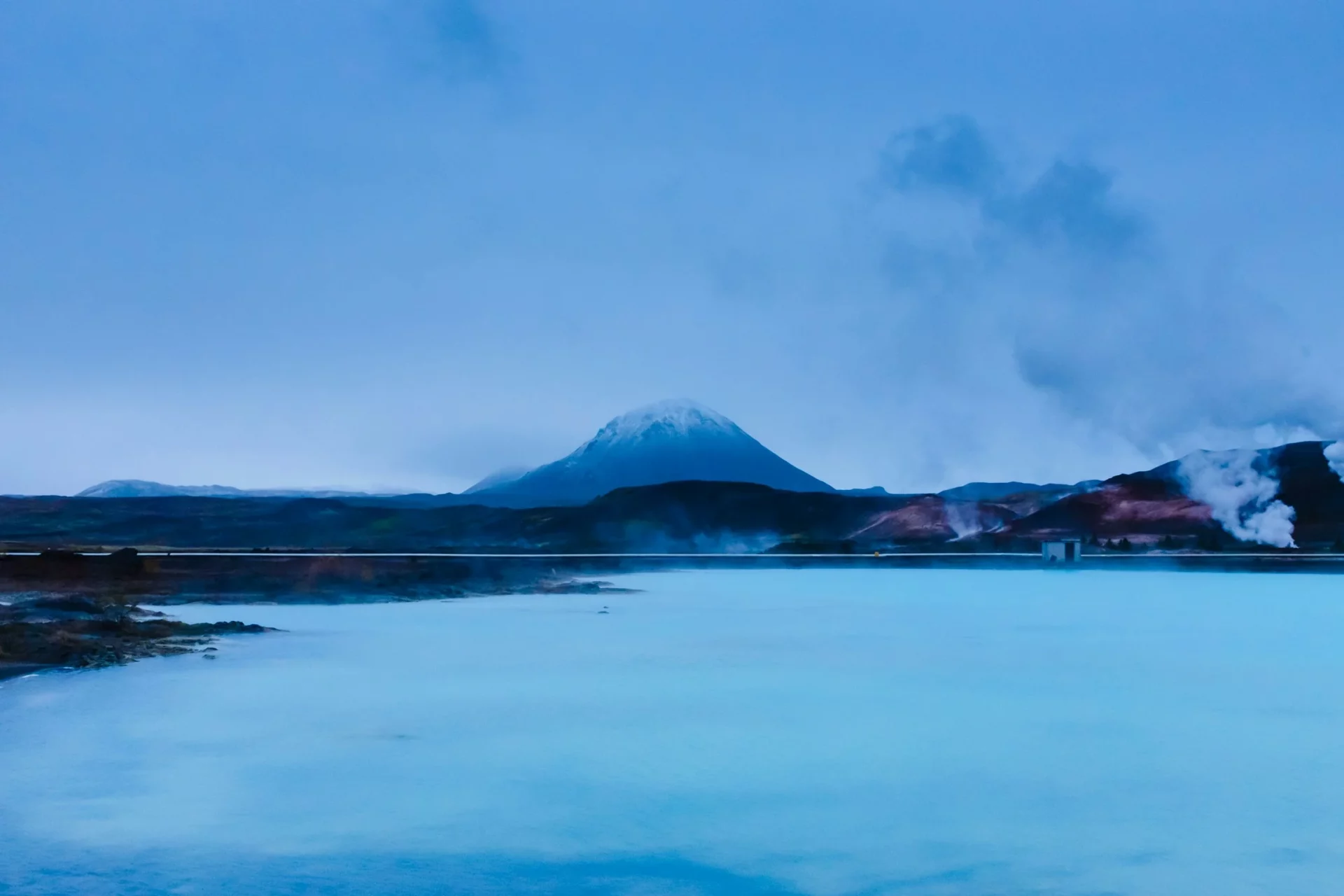 Top 5 Hot Springs na Islândia – Relaxe nas águas termais mais incríveis do país