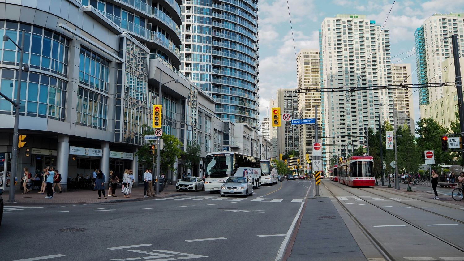 Aluguel de carro em Toronto – Melhores locadoras, documentação e dicas