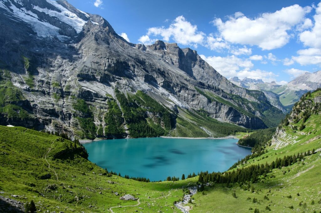 Suiça - Viva o Mundo. Guias, roteiros, o que fazer, dicas completas para sua viagem. Natureza, ecoturismo, esportes de aventura, atividade ao ar livre e bem-estar.