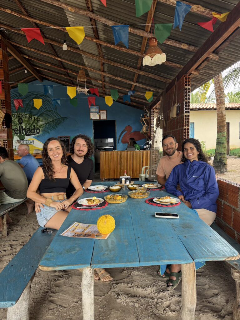 Comunidade Bar da Hora nos Lençóis Maranhenses, vencedora do prêmio de Turismo Sustentável 2025 pela Brastoa