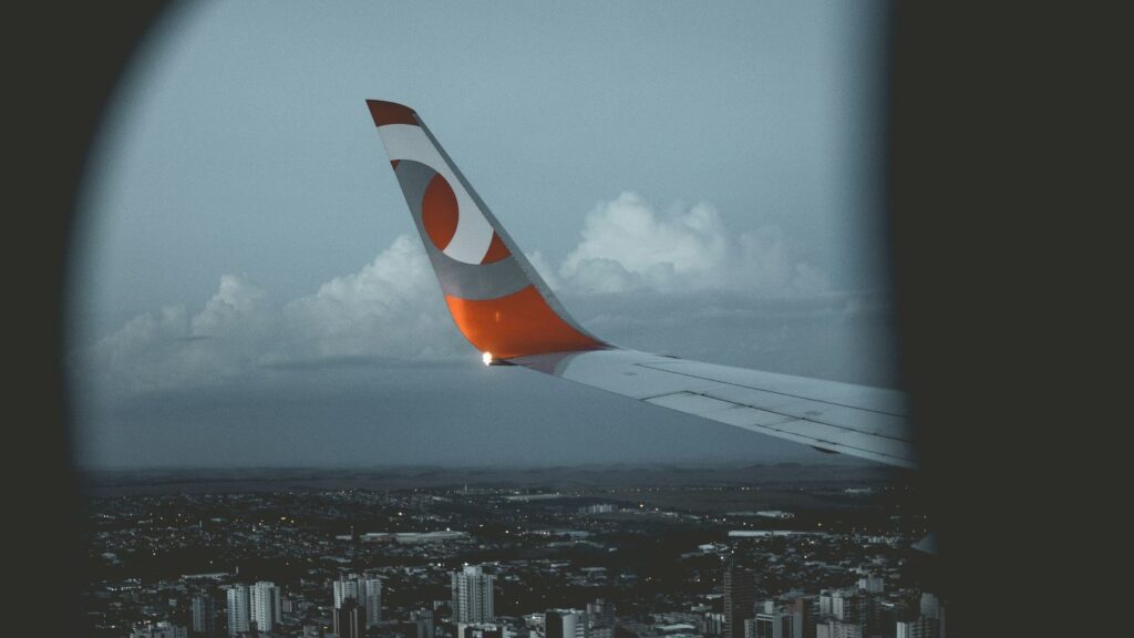 Medo de voar de avião: como controlar a aerofobia com técnicas que funcionam