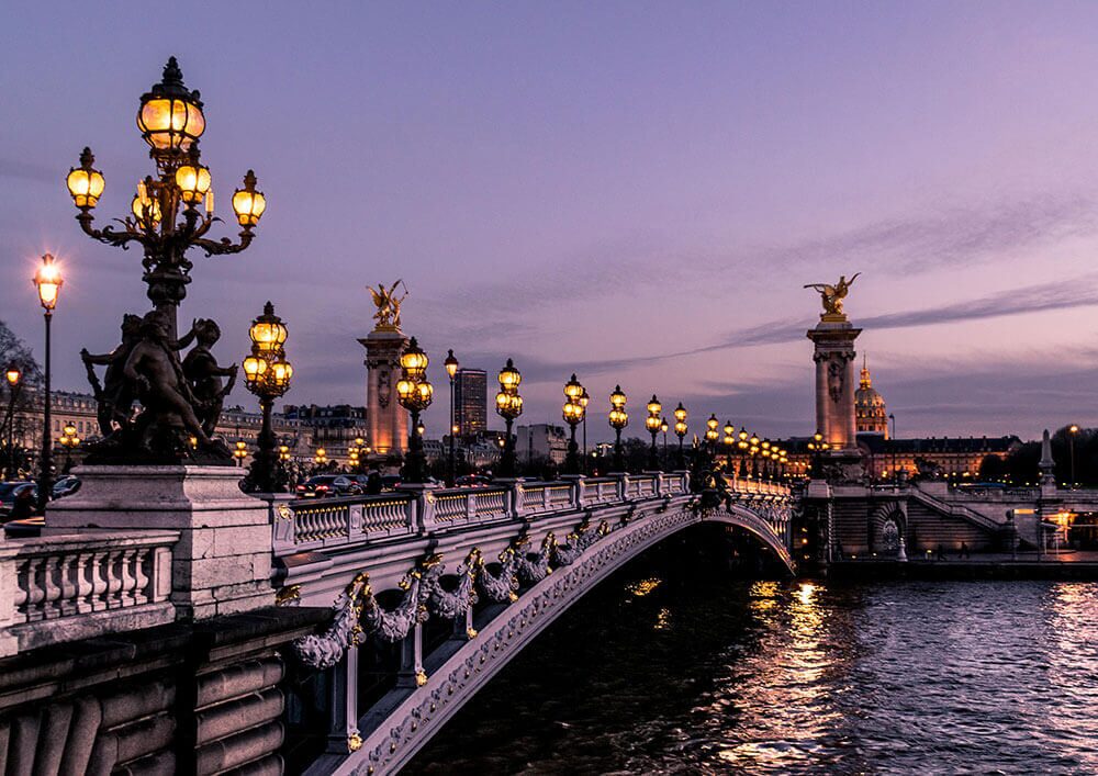 Holafly Paris: como funciona, preços e se vale a pena usar